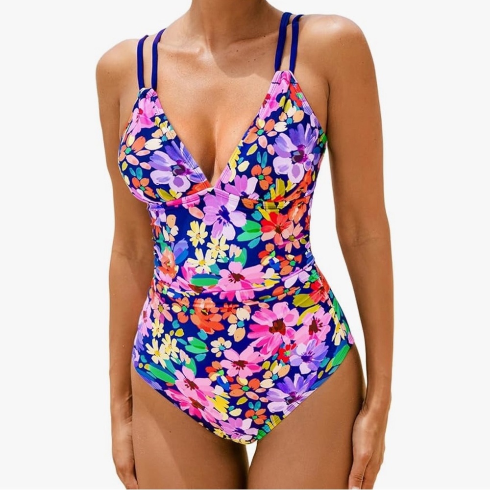 CUPSHE One Piece Swimsuit V Neck Double Adjustable Straps Back Cutout O-Ring XS